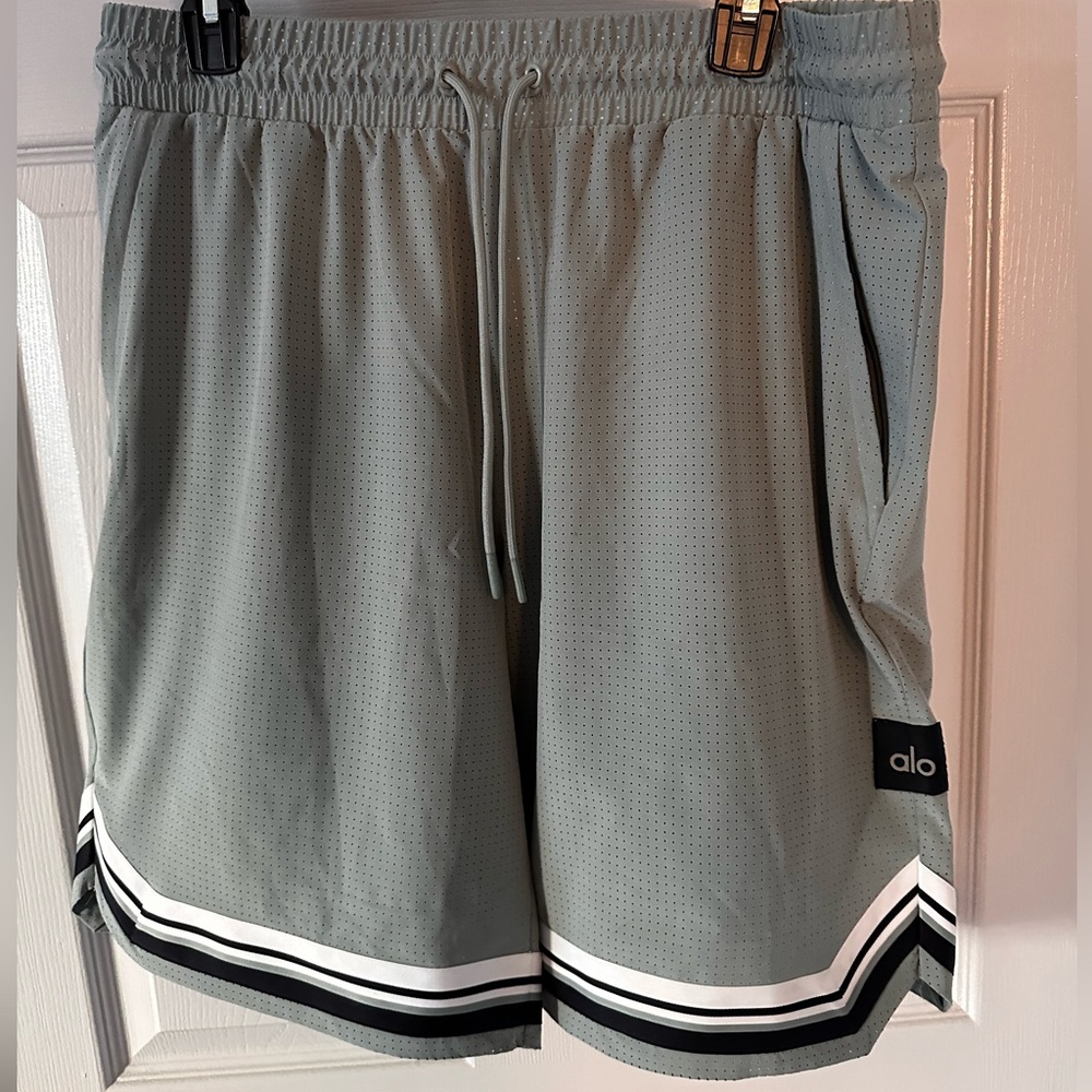 Alo Traction Shorts Rare